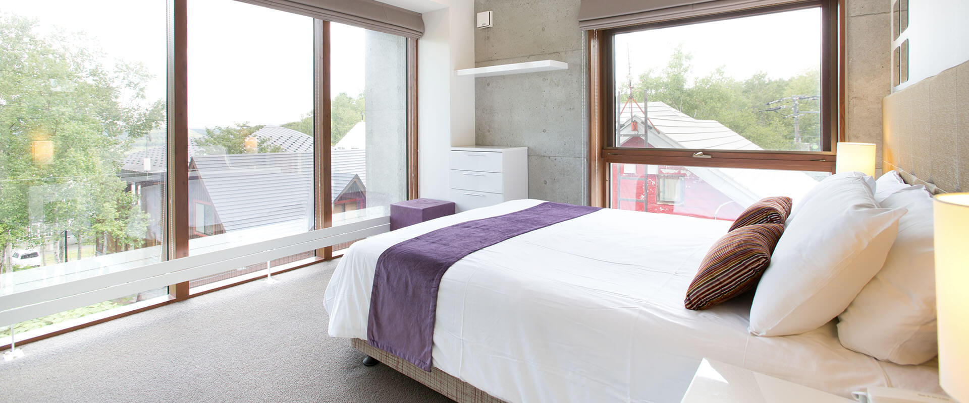Yuuki Toride - Comfortable master bedroom
